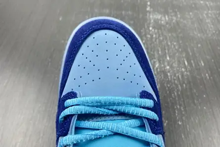 Run The Jewels x Nike SB Dunk Low  DO9404-400 Reliable 5289 