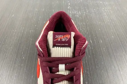 Skate Like a Girl x Nike SB Dunk Low DX4589-600 EasyMatch 5512 