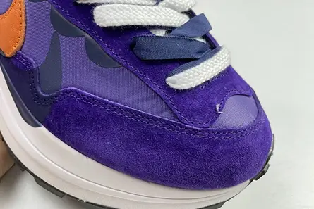 Sleek 2224 sacai x Nike VaporWaffle Dark Iris DD1875-500 