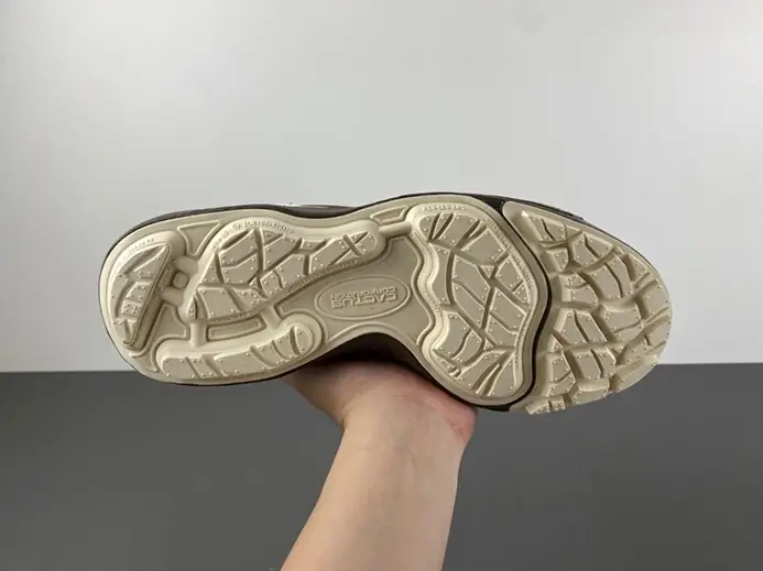 Sleek 8209 Nike Zoom Field Jaxx SP HQ3061-101 