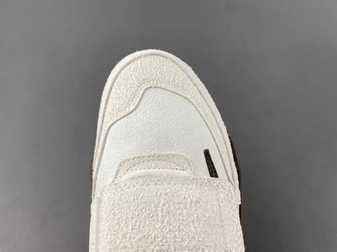 Sleek 8209 Nike Zoom Field Jaxx SP HQ3061-101 
