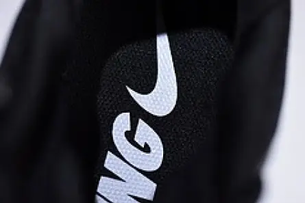 SportInspired 4754 Nike Epic React Flyknit black and white  AA1625 001 