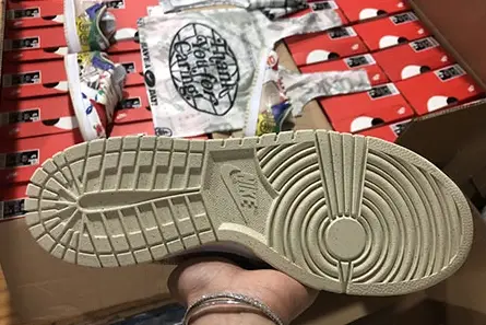 SportInspired 482 Nike Dunk Low SP “Thank You For Caring” DA6125-900 