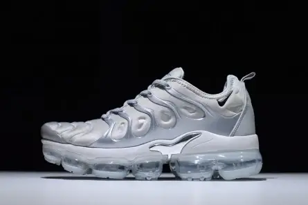 SportInspired 5651 Nike VaporMax Plus "Triple White" Pure Platinum mens  924453-100  FBDA484
