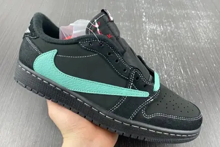 StreetReady 5755 Travis Scott x Air Jordan 1 Low DM7866-311 