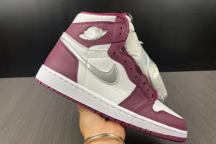 StreetReady 5997 Air Jordan 1 High OG Volt Gold 555088 118 