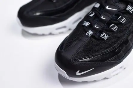 StreetReady 6032 Air Max 95 Premium 'Overbranded' - Nike - 538416-020 