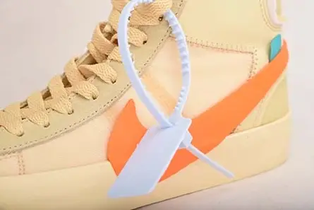 StreetReady 7261 Off-White x Nike Blazer Studio Mid 'All Hallows Eve' AA3832-700 
