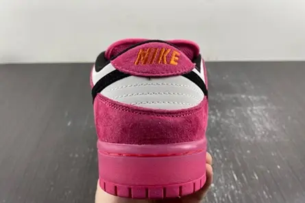 The Powerpuff Girls x Nike SB Dunk Low “Buttercup”  FZ8319-600 Vibrant 5557 