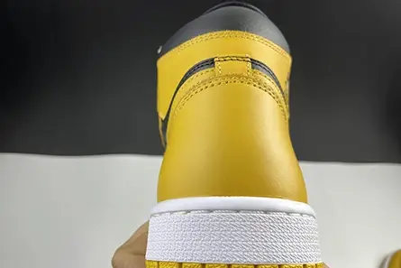 Timeless 621 Air Jordan 1 High OG “Pollen” 555088-701  ACC196