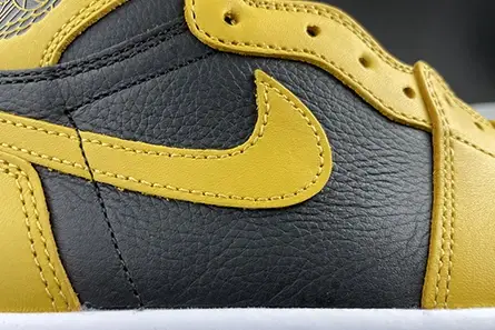 Timeless 621 Air Jordan 1 High OG “Pollen” 555088-701 