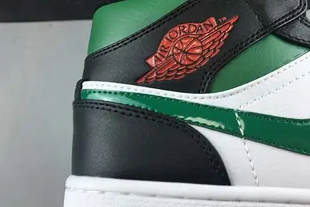 Timeless 9840 Air Jordan 1 Mid HEI 554724-067 