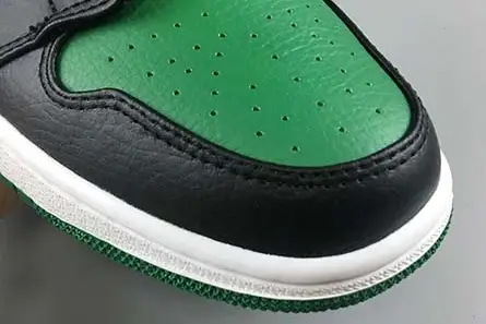 Timeless 9840 Air Jordan 1 Mid HEI 554724-067 