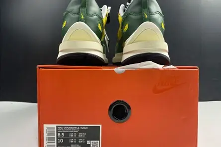 TopPick 4671 sacai x Nike VaporWaffle “Tour Yellow” CV1363-700  ADEBF76