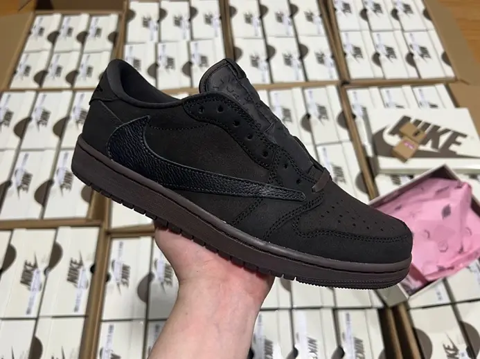 Travis Sco tt x Air Jordan 1 Low OG DM7866-202 Refined 6927 