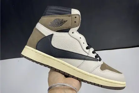 Travis Scott x Air Jordan 1 CD4487 100 Efficient 2542 