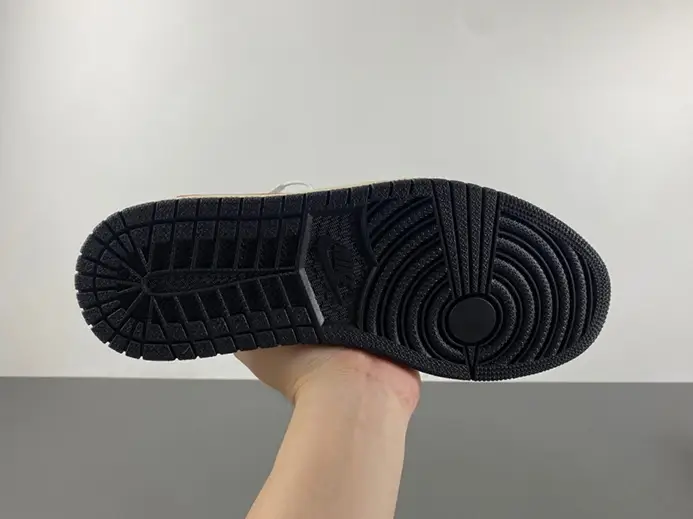 Travis Scott x Air Jordan 1 DM7866-061 Comfortable 2036 