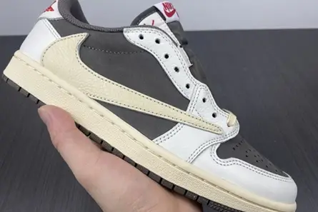 Travis Scott x Air Jordan 1 DM7866-162 SportInspired 5704 