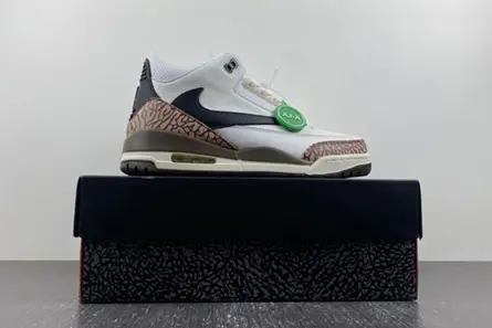 Travis Scott x Air Jordan 3 136064-168 Breathable 3022 