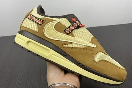 Travis Scott x Nike Air Max 1 Colorway Has Surfaced DO9392-701 Comfortable 7033  EDBE1543