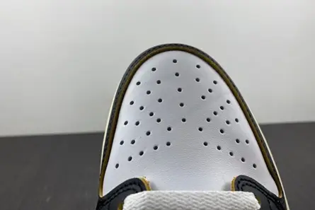 Trendy 7837 OFF-WHITE x Air Jordan 1 CZ0790-108 
