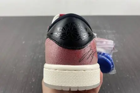Trophy Room x Air Jordan 1 High OG FN0432-017 Resilient 1063 