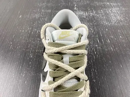 Unique 2463 Nike SB Dunk Low DV0833-100 