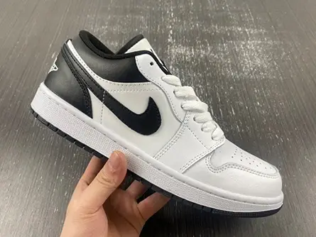 Unique 2975 Jordan 1 Low White Black  553558-132 