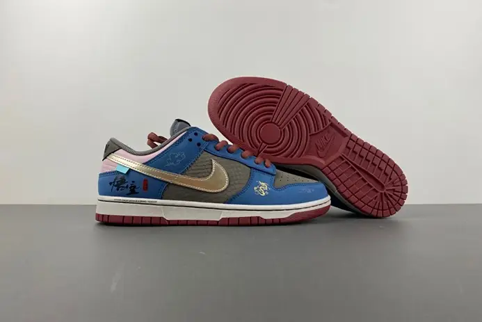 Unique 534 Nike SB Dunk Low DV2433-109 