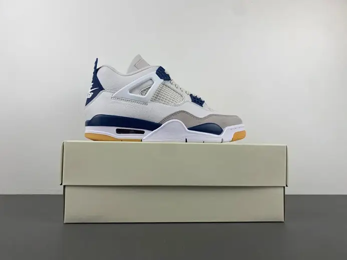 Unique 9170 Nike SB x Air Jordan 4 Navy 2025 newest DR5415-100  ADE175
