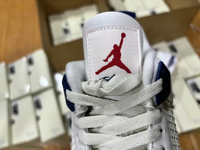 Unique 9170 Nike SB x Air Jordan 4 Navy 2025 newest DR5415-100 