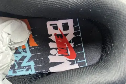 Unique 9538 Nike Dunk Low Graffiti Black Red DM0108-001 