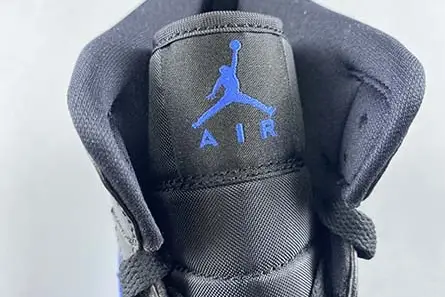 UrbanStyle 2052 Air Jordan 1 MID AJ1 554724-068 