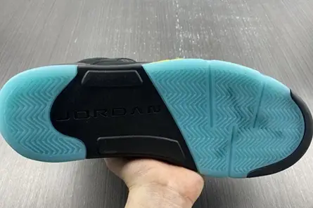 UrbanStyle 3721 Air Jordan 5 “Aqua” DD0587-047 