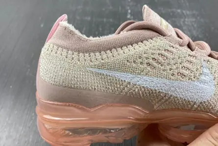 UrbanStyle 4990 Nike Air VaporMax 2023 Flyknit Oatmeal Pearl Pink (Women's)  DV6840-101 