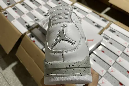 UrbanStyle 7304 Air Jordan 4 Retro White Oreo CT8527-100 