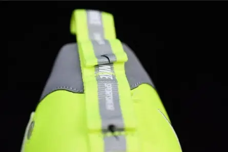 Versatile 4290 Nike Air Force 1 Utility Volt AJ7747-700 