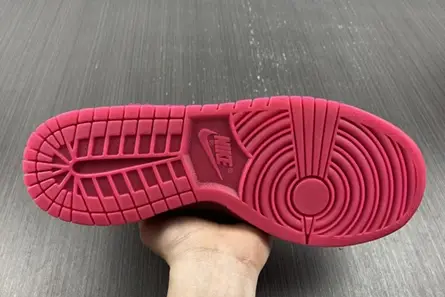 Versatile 6610 Nike Dunk Low Valentine's Day (2022) DQ9324-600 