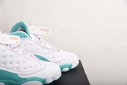 Vibrant 2847 Air Jordan 13 GS “Aurora Green” 439358-100 