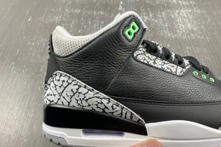 Vibrant 8373 Jordan 3 Retro Green Glow CT8532-031 
