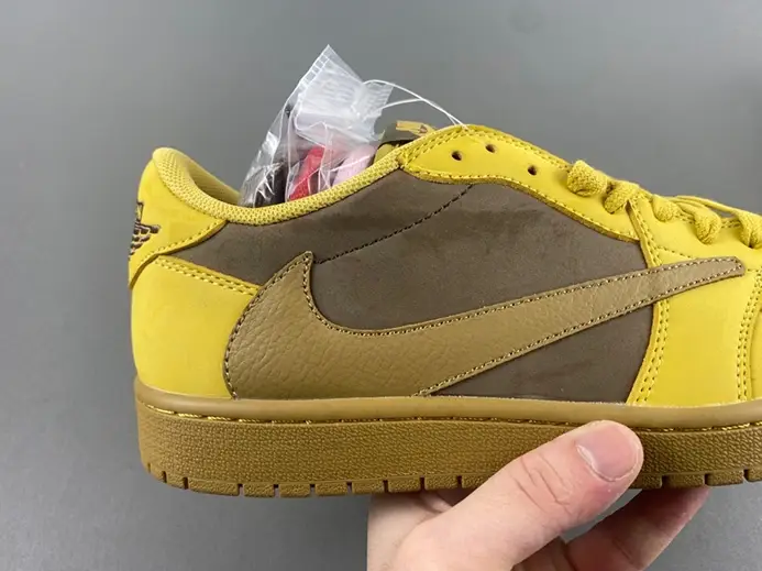 Vibrant 9110 Travis Scott x Air Jordan 1 DM7866-665 