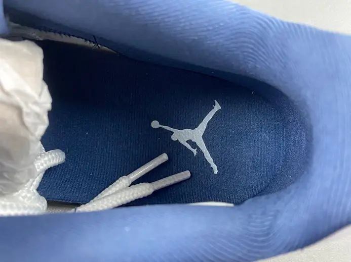 Vibrant 9141 Jordan 11 Retro Low Diffused Blue (2024)  FV5104-104 