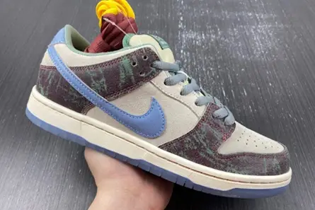 WellDesigned 6556 Nike SB Dunk Low Crenshaw Skate Club  FN4193-100 