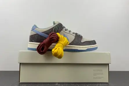 WellDesigned 6556 Nike SB Dunk Low Crenshaw Skate Club  FN4193-100  AFA505