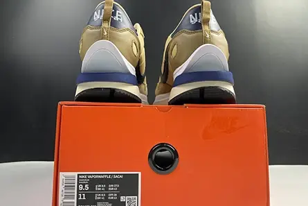 sacai x Nike VaporWaffle Sesame Blue Void DD1875-200 Compact 7130 